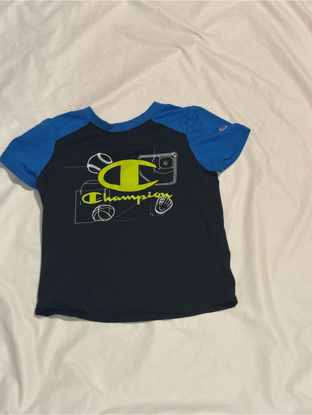 Champion Boys Athletic Graphic T-Shirt Blue Black Size 5/6